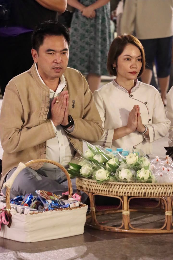 เทศบาลนครพิษณุโลก ร่วมกิจกรรม ชินะราชา  เบิกฟ้าเสริมบุญ ตักบาตรรับอรุณ หน้าพระวิหารเสริมพลังศรัทธา @เมืองสองแคว (เสาร์แรกของปี)✨🌤️