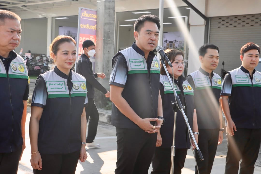 เทศบาลนครพิษณุโลกจัดโครงการรณรงค์ป้องกันและลดอุบัติเหตุทางถนนในช่วงเทศกาลปีใหม่ 🎊🚗🚨