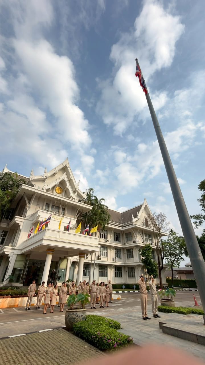 เทศบาลนครพิษณุโลก จัดกิจกรรมเคารพธงชาติ