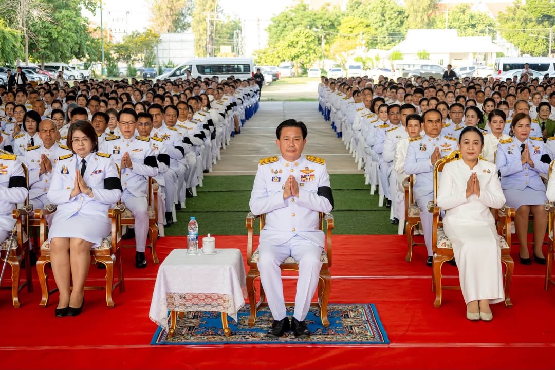 เทศบาลนครพิษณุโลก ร่วมงานเฉลิมพระเกียรติเนื่องในโอกาสมหามงคลเฉลิมพระชนมพรรษา สมเด็จพระนางเจ้าฯ พระบรมราชินี