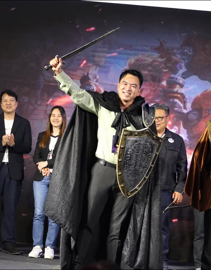 นายกเทศมนตรีนครพิษณุโลก ร่วมพิธีเปิด โครงการแข่งขันกีฬาเด็ก เยาวชนและประชาชน "PPAO E-Sport Championship King of The Game 2026" and Cosplay 🎮👾👩🏻‍🎤🦹🏻