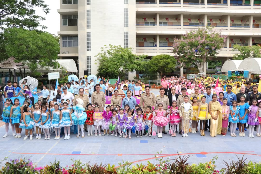 เทศบาลนครพิษณุโลก จัดการแข่งขันกีฬาสีภายใน โรงเรียนเทศบาล 3 (วัดท่ามะปราง)