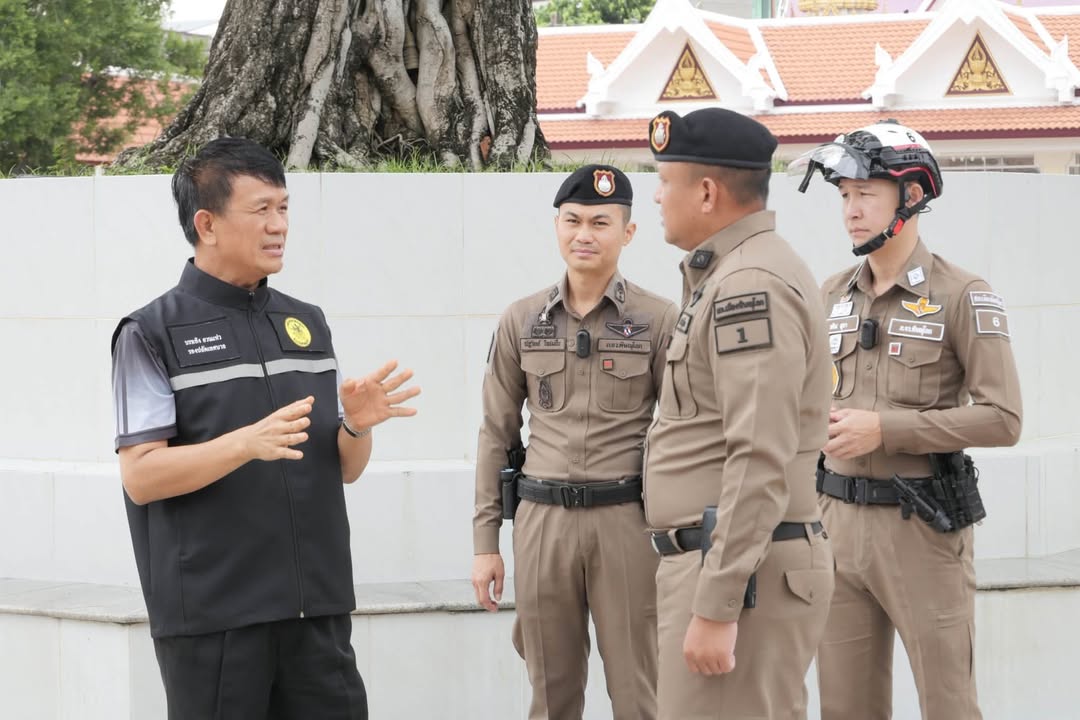 เทศบาลนครพิษณุโลกลงพื้นที่จัดระเบียบร้านค้าหน้าวัดพระศรีรัตนมหาธาตุวรมหาวิหาร