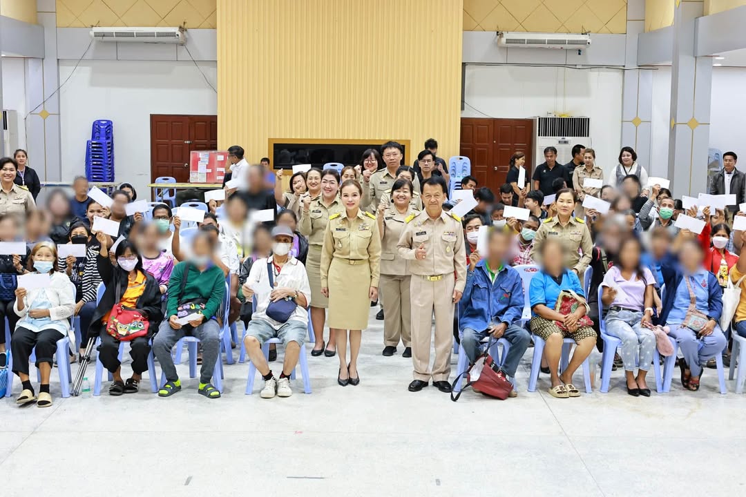 เทศบาลนครพิษณุโลก ร่วมมอบเงินสงเคราะห์ผู้ป่วยที่ยากไร้