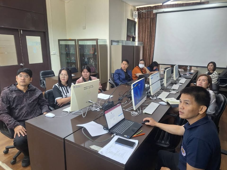 เทศบาลนครพิษณุโลกประชุมเพิ่มประสิทธิภาพ