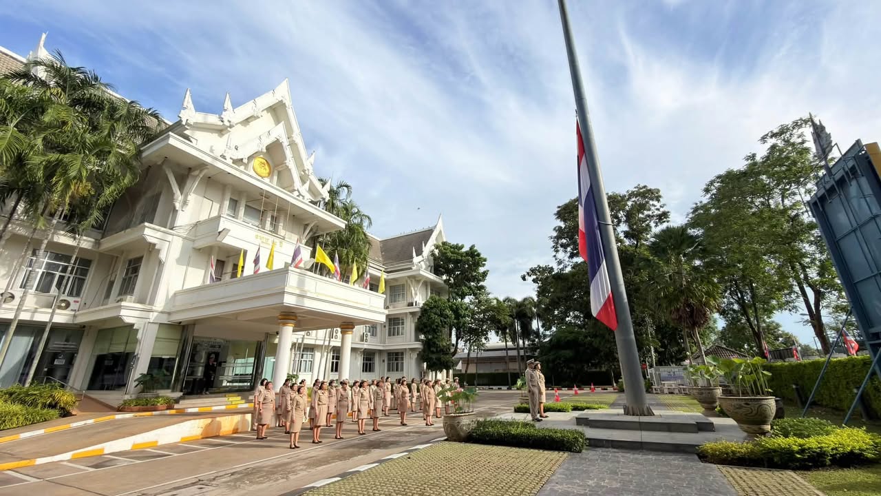 เทศบาลนครพิษณุโลก จัดกิจกรรมเคารพธงชาติ 🇹🇭🫡
