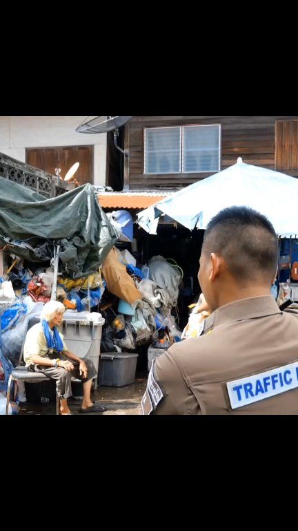 เคลียร์พื้นที่เรียบร้อย! 🚧✨ ถนนโล่ง เดินทางสะดวกปลอดภัยแล้วนะทุกคน 🚗💨