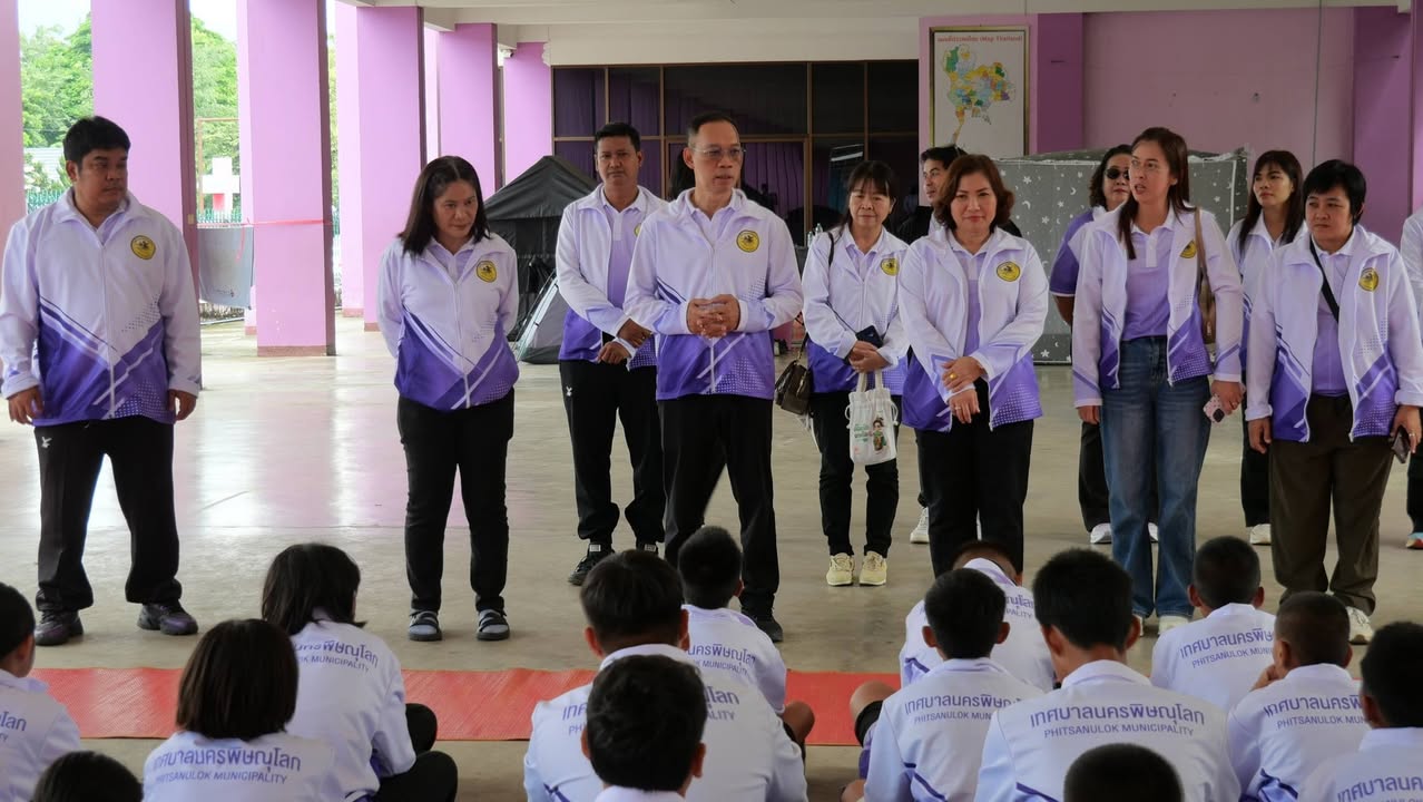 คณะผู้บริหารสำนักการศึกษา เทศบาลนครพิษณุโลก ลงพื้นที่ตรวจเยี่ยมบ้านพัก ปลุกขวัญและกำลังใจทัพนักกีฬานักเรียน ในศึก "ตากสินเกมส์"