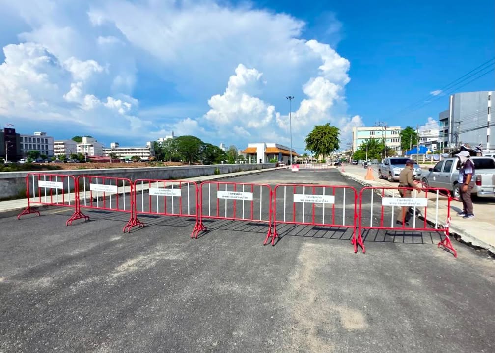 🚧 แจ้งปิดพื้นที่ลานจอดรถ หน้าวัดท่ามะปรางชั่วคราว (ฝั่งริมน้ำ)