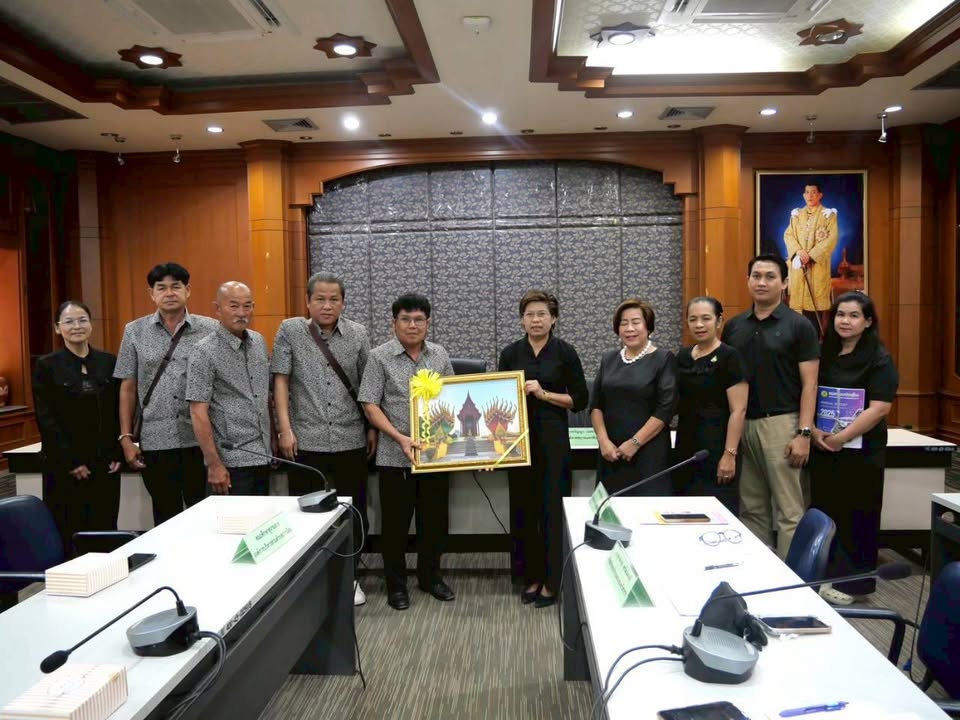 เทศบาลนครพิษณุโลก ต้อนรับคณะศึกษาดูงานจากองค์การบริหารส่วนตำบลอ่าวน้อย จังหวัดประจวบคีรีขันธ์