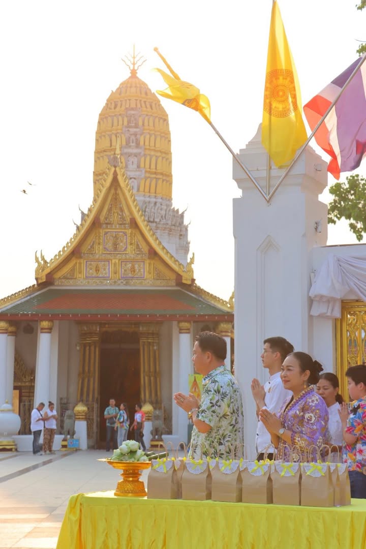 เทศบาลนครพิษณุโลกจัดพิธีตักบาตรข้าวสารอาหารแห้งเนื่องในวันสงกรานต์ปีใหม่ไทย 2569 ✨🙏🏻