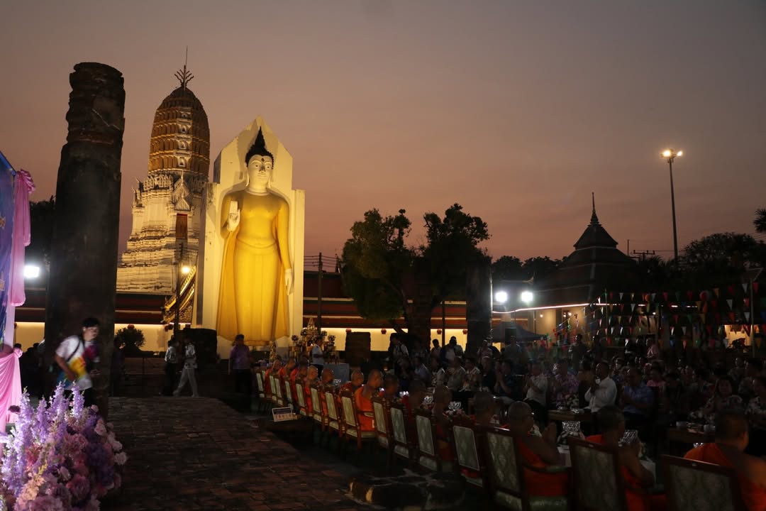 สภาวัฒนธรรมเทศบาลนครพิษณุโลก จัดพิธีสรงน้ำพระสงฆ์ทรงสมณศักดิ์ สืบสานประเพณีสงกรานต์ เสริมสิริมงคลต้อนรับปีใหม่ไทย ๒๕๖๙