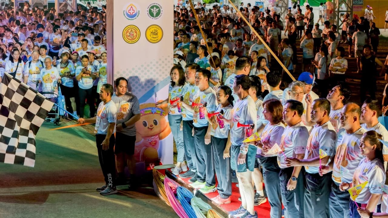 🏃‍♂️ เทศบาลนครพิษณุโลก ร่วมกิจกรรม "หมอออร์โธฯ ชวนก้าว RUN พิด'โลก"