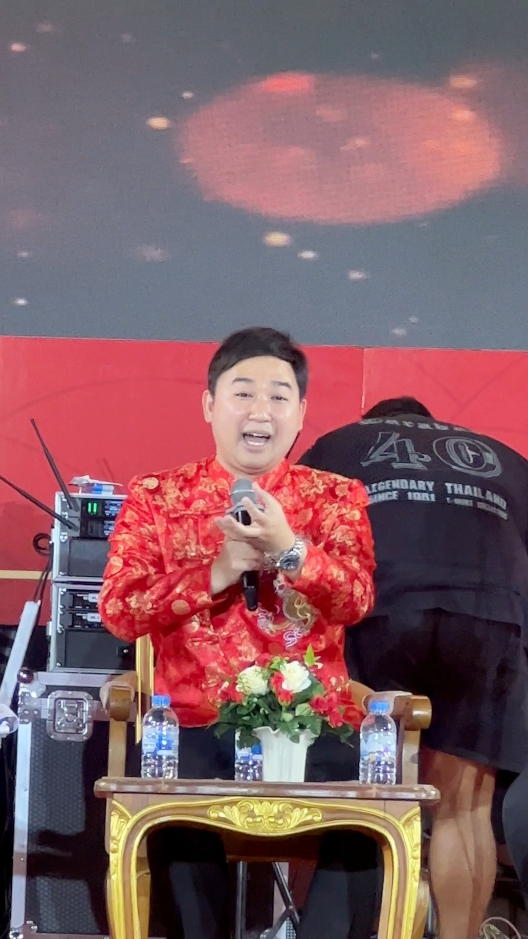 คุยเฟื่องเรื่องดวงดาว การเชื่อมโยงด้านโหราศาสตร์ 🔮💫 กับ #รองแม็ก  นายเรืองเกียรติ วัฒนกุลชัย รองนายกเทศมนตรีนครพิษณุโลก