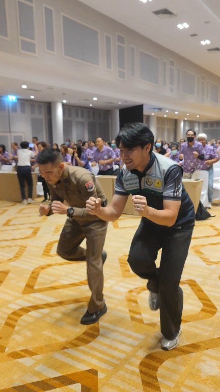 ความรักก็เหมือนสุขภาพ ถ้าไม่ดูแลสม่ำเสมอ วันหนึ่งมันก็จะพังไปเอง อิ๊ววว !! 🏃‍♂️💨 #รักตัวเองให้เป็น #WorkoutRoutine