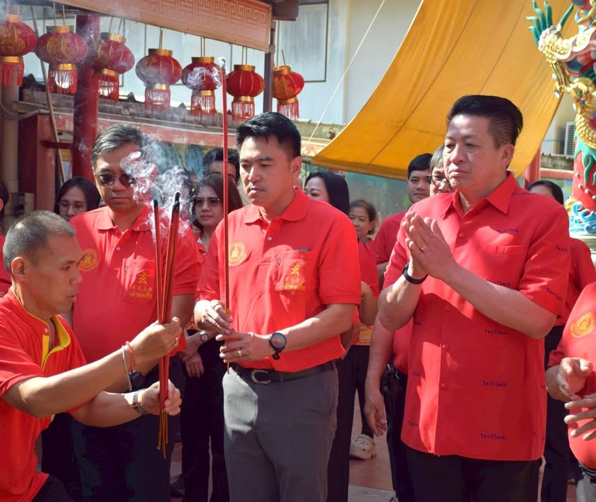 🏮 เทศบาลนครพิษณุโลก ร่วมสืบสานประเพณีจีน "ไหว้รับเจ้าลงจากสวรรค์" ประจำปี 2569 🏮