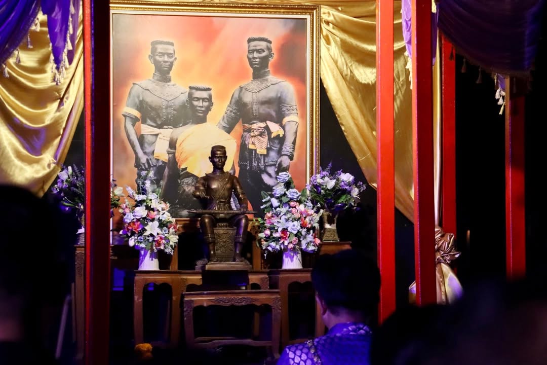 เทศบาลนครพิษณุโลก ร่วมพิธีเปิดงานแสดงแสง เสียง เทิดพระเกียรติสมเด็จพระนเรศวรมหาราช